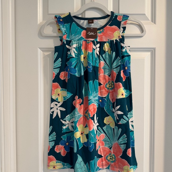Tea Collection Other - Tea Collection girls Floral Dress new with tags 7, palm print tropical ruffle